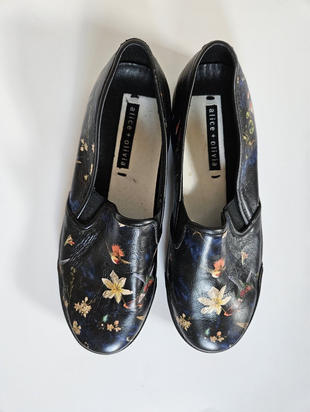 alice + olivia Black Floral Slip-On Women Claudine Sneakers